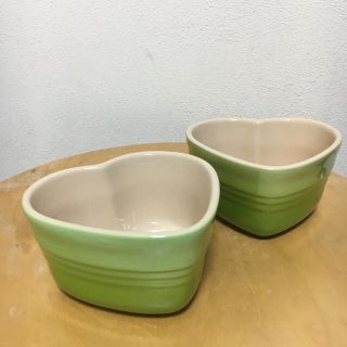 ルクルーゼ(LE CREUSET)のル・クルーゼ ハート型ラムカン 2個セット ライトグリーン(食器)