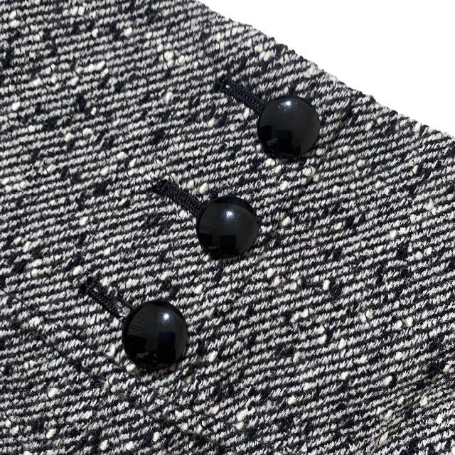 ROPE’(ロペ)の美品 ロペ タイトスカート 膝丈 ボタン 11 L ツイード グレー ウール レディースのスカート(ひざ丈スカート)の商品写真