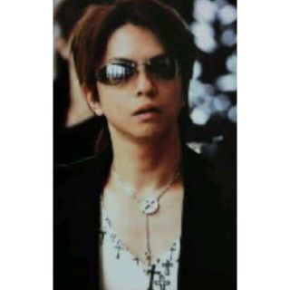 HYDE 着　クロスコインネックレス