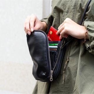 ザラ(ZARA)のTHE CASE ウォレットショルダーバッグ  ミニバッグ(ショルダーバッグ)