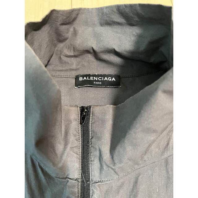 Balenciaga(バレンシアガ)のバレンシアガ　トラックジャケット　ナイロンジャケット メンズのジャケット/アウター(ナイロンジャケット)の商品写真