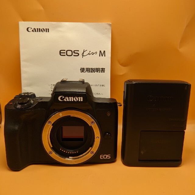 EOS kiss M 本体　バッテリー　ジャンクカメラ