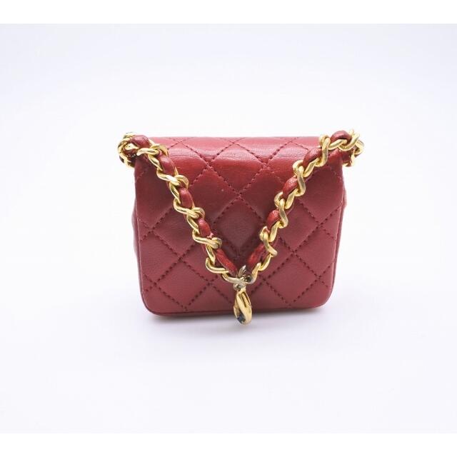 CHANEL(シャネル)の[USED/中古]CHANEL シャネル ポーチ ヴィンテージ ミニミニマトラッセ バッグチャーム ウエストバッグ ポーチ 小物入れ レッド ゴールド レザー 中古 ai-tdc-000939-4e レディースのファッション小物(ポーチ)の商品写真