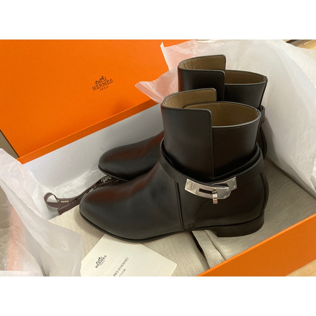 本革カラーHERMES ショートブーツ　ネオ