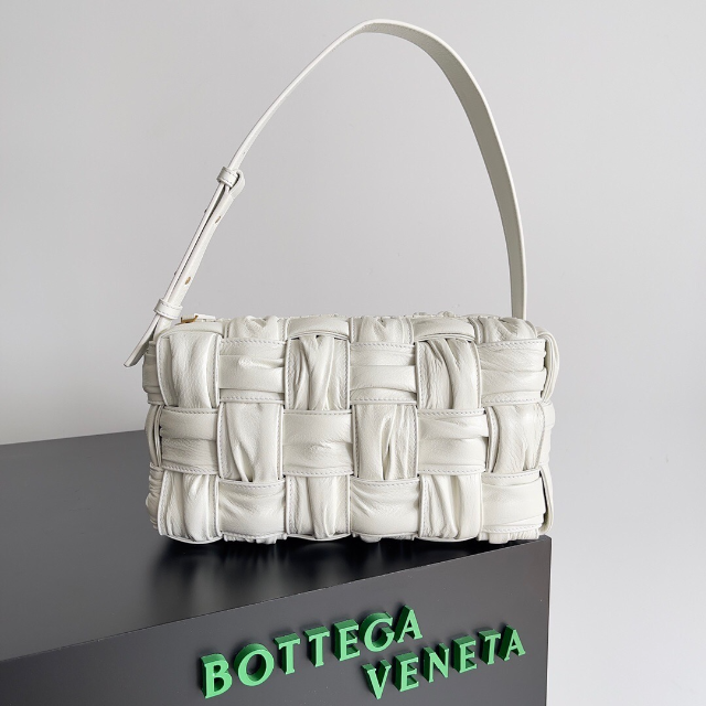 Bottega Veneta - BOTTEGA VENETA   ブリック カセット レザーバッグ