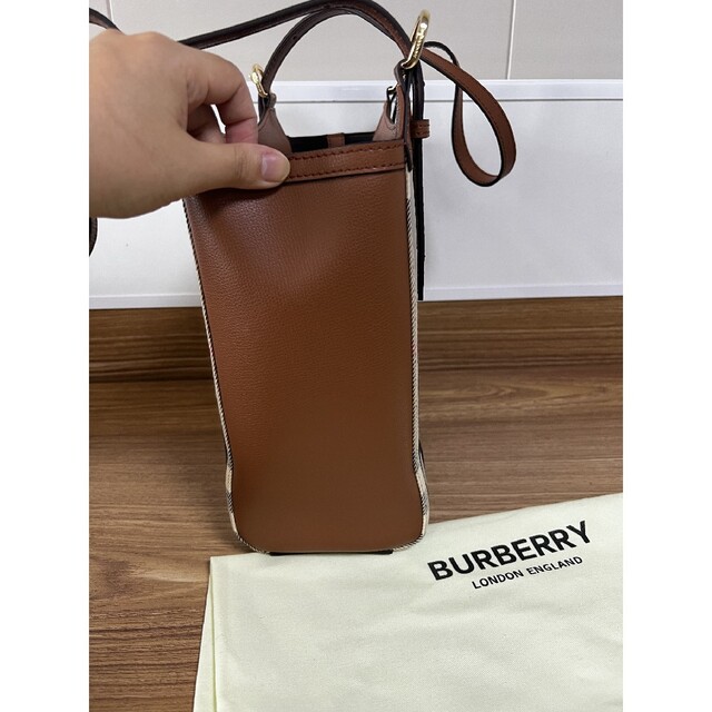 BURBERRY バッグ 商品の状態 有名な高級ブランド ファッション小物