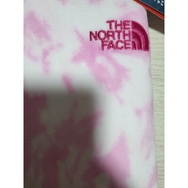 THE NORTH FACE(ザノースフェイス)のTHE NORTH FACE　ノースフェイス　新品　ベロア　フード　キッズ130 キッズ/ベビー/マタニティのキッズ服女の子用(90cm~)(Tシャツ/カットソー)の商品写真