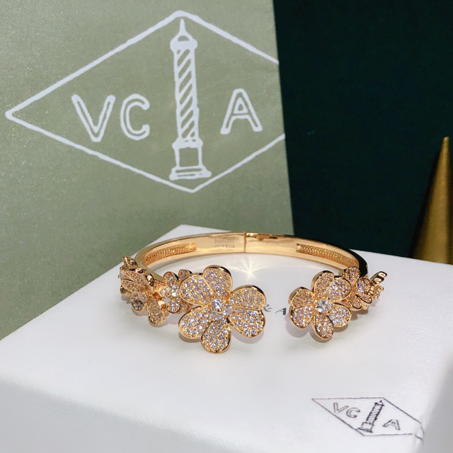 美品 Van Cleef & Arpels ブレスレット madreteresa.net.br