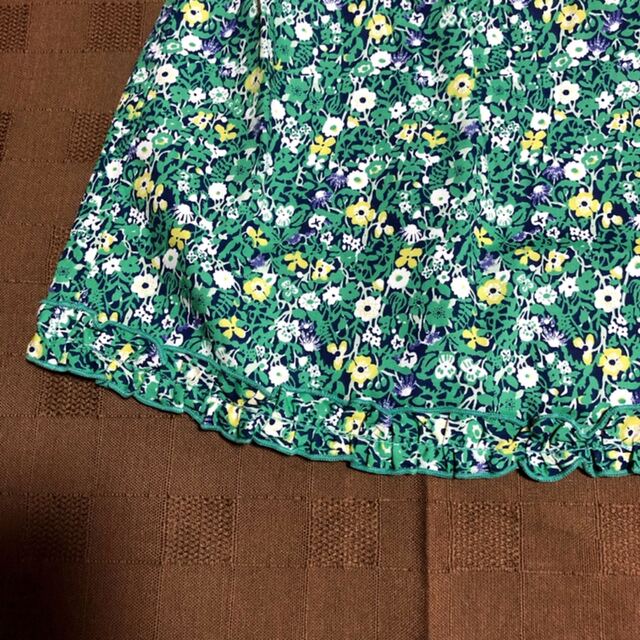 BEBE Noeil(ベベノイユ)のSLAP SLIP♡スラップスリップ トップス＊90cm 女の子 花柄 キッズ/ベビー/マタニティのキッズ服女の子用(90cm~)(Tシャツ/カットソー)の商品写真