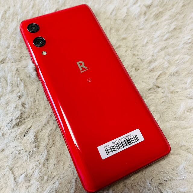 Rakuten(ラクテン)の楽天 Rakuten Hand 64GB クリムゾンレッド P710 SIMフリ スマホ/家電/カメラのスマートフォン/携帯電話(スマートフォン本体)の商品写真