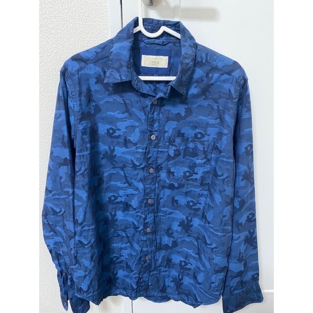 ikka(イッカ)のワイシャツ　青色　迷彩　ikka 他4点セット メンズのトップス(シャツ)の商品写真