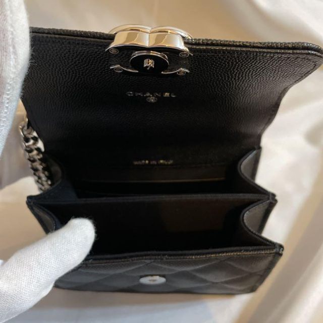 新品【CHANEL】チェーンクラッチバッグ COCOマーク | sweatreno.com