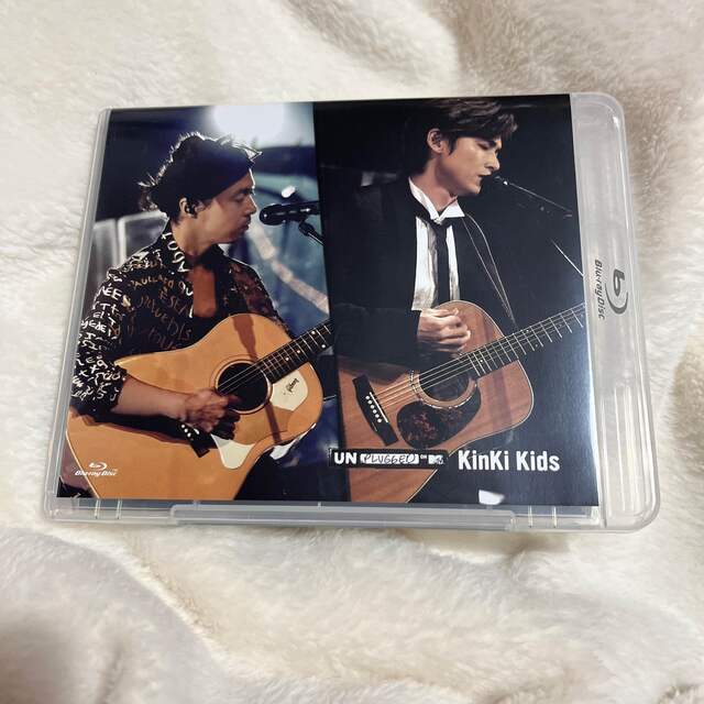 KinKi Kids(キンキキッズ)のMTV　Unplugged：KinKi Kids Blu-ray  ブルーレイ エンタメ/ホビーのDVD/ブルーレイ(ミュージック)の商品写真