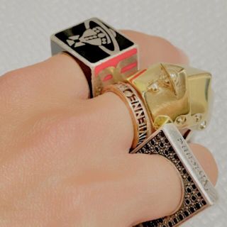 希少廃盤/良品 VivienneWestwoodニュースクエアエナメルリング