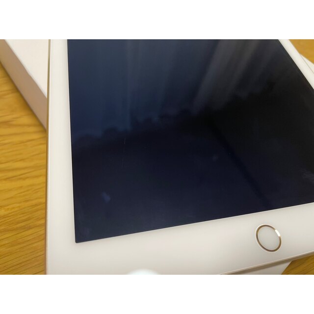 iPad Air2 16GB Wi-Fi+cellular（au）美品 5