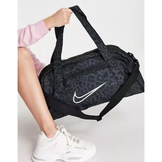 ナイキ(NIKE)の【ユニセックス】Nike Training Gym Club bag 24L(ボストンバッグ)