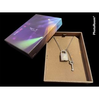 アニエスベー(agnes b.)の【新品未使用箱付き】agnes b BIJOUX シルバー ネックレス鍵 激レア(ネックレス)