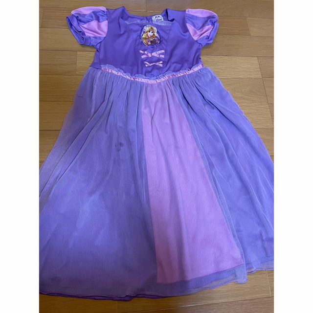 Disney(ディズニー)のラプンツェルドレス キッズ/ベビー/マタニティのキッズ服女の子用(90cm~)(ドレス/フォーマル)の商品写真