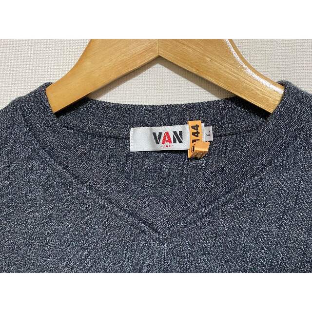 VAN Jacket(ヴァンヂャケット)のVAN／⑲Ｖネックセーター （ Ｌ）／ダークグレー メンズのトップス(ニット/セーター)の商品写真