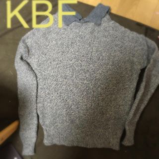 ケービーエフ(KBF)のKBF 衿つきニット セーター 👕(ニット/セーター)