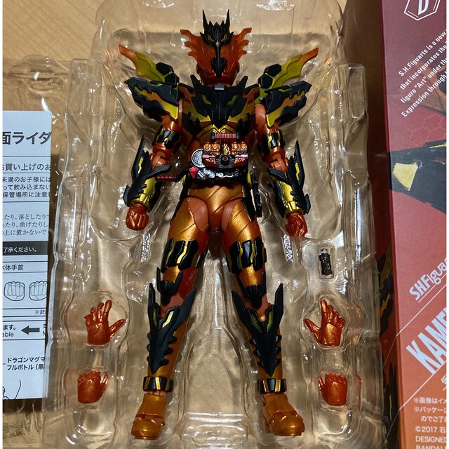 S.H.フィギュアーツ 仮面ライダークローズマグマ エンタメ/ホビーのフィギュア(特撮)の商品写真