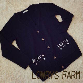 ローリーズファーム(LOWRYS FARM)のLOWRYSFARMビジュー黒カーデ(カーディガン)