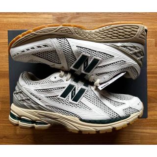 ニューバランス(New Balance)のNew Balance M1906RQ SILVER/GREEN  26cm(スニーカー)