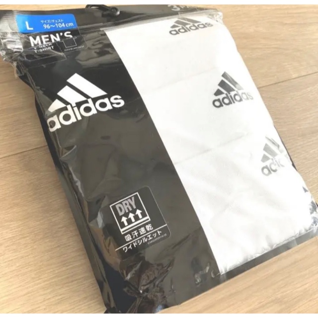 adidas(アディダス)の新品 グンゼ アディダス L メンズ adidas 半袖 白 Ｖネック 吸汗速乾 メンズのトップス(Tシャツ/カットソー(半袖/袖なし))の商品写真