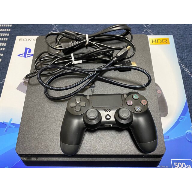 PlayStation4(プレイステーション4)のSONY PlayStation4 CUH-2200A ジェットブラック エンタメ/ホビーのゲームソフト/ゲーム機本体(家庭用ゲーム機本体)の商品写真