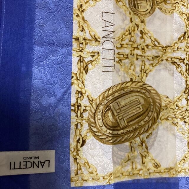LANCETTI  スカーフ　絹100%  イタリア　ミラノ　ブルー レディースのファッション小物(バンダナ/スカーフ)の商品写真