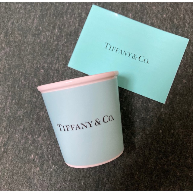 Tiffany & Co.(ティファニー)の【新品】ティファニー　ペーパーカップ　エスプレッソ　バラ売り インテリア/住まい/日用品のキッチン/食器(グラス/カップ)の商品写真