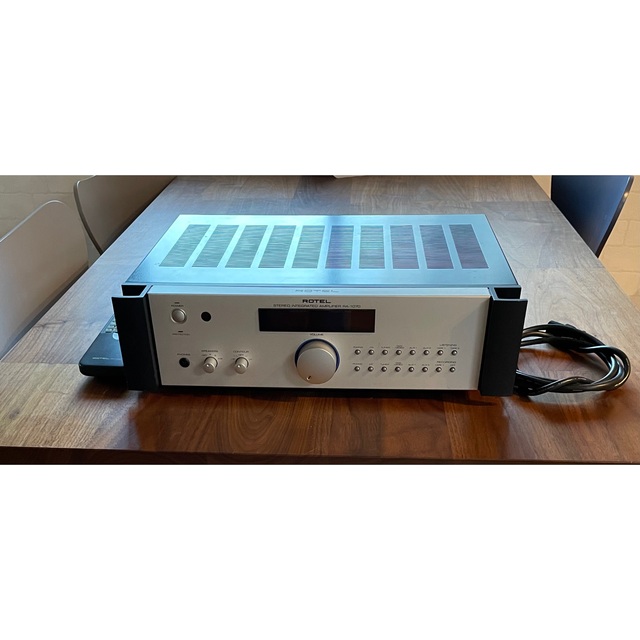 ROTELプリメインアンプ RA-1070 - オーディオ機器 ROTELプリメインアンプ RA-1070 - オーディオ機器