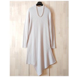 ◇幻◇ 希少美品 定価4.3 ADORE アシメトリーニットワンピース-