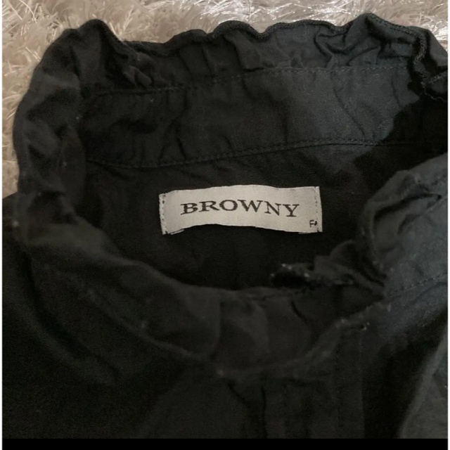 BROWNY(ブラウニー)のBROWNY シャツ ブラウス ブラック レディースのトップス(シャツ/ブラウス(半袖/袖なし))の商品写真