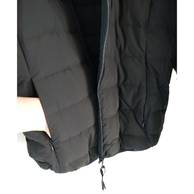ダウンジャケット 黒 洗えるダウン レディースのジャケット/アウター(ダウンジャケット)の商品写真