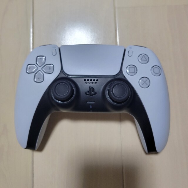 PS5 コントローラー ジャンク エンタメ/ホビーのゲームソフト/ゲーム機本体(その他)の商品写真