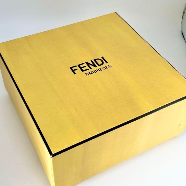 FENDI(フェンディ)の5 FENDI フェンディ時計　メンズ腕時計　ラナウェイ　新品　ブラック　高級 メンズの時計(腕時計(アナログ))の商品写真