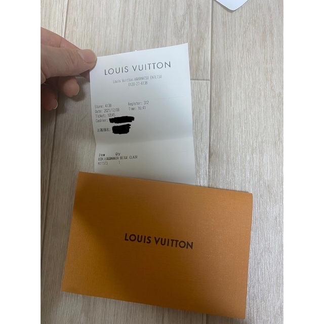 LOUIS VUITTON(ルイヴィトン)のLOUIS VUITTON ルイヴィトン  マフラー　ロゴマニア　エクリュ レディースのファッション小物(マフラー/ショール)の商品写真