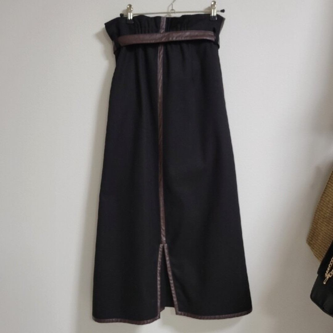 PIPING LITTLE FLARE SKIRT