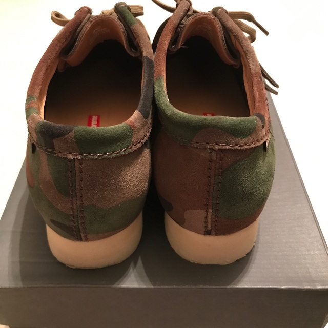 Supreme(シュプリーム)の【美品】supreme×Clarks GORE-TEX Wallabee メンズの靴/シューズ(スニーカー)の商品写真