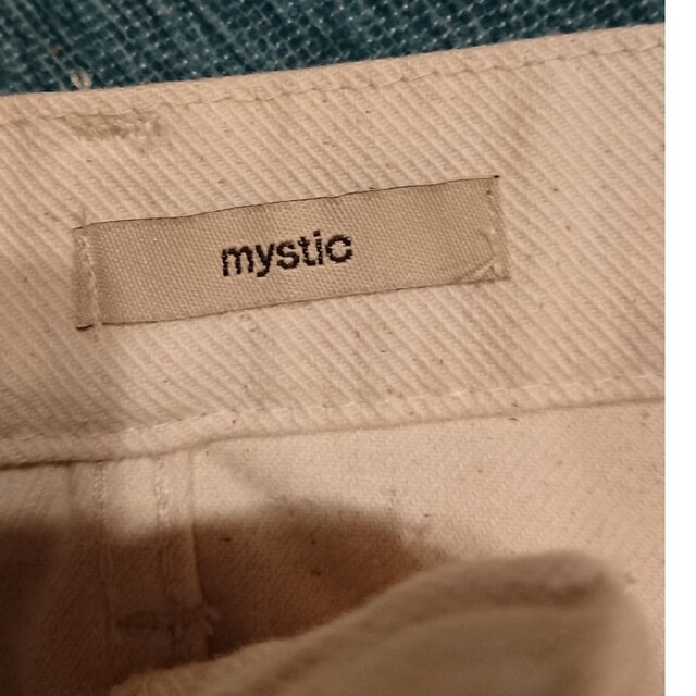 mystic(ミスティック)の未使用 mystic デニムスリットタイトスカート (アイボリー:Ssize) レディースのスカート(ロングスカート)の商品写真