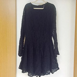 エイチアンドエム(H&M)の【しょこ様専用！】H&M  ブラックレースワンピース(ミニワンピース)