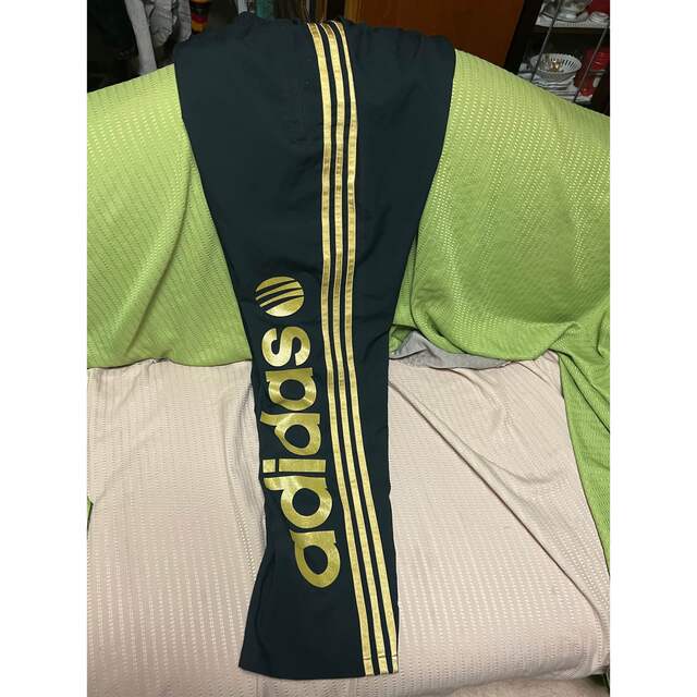 adidas - adidas☆スリーストライプ刺繡ロゴトラックパンツ adidas - adidas☆スリーストライプ刺繡ロゴトラックパンツ