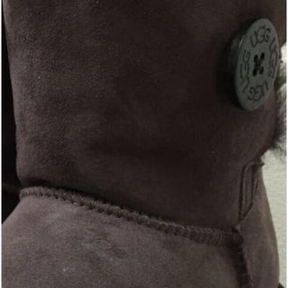 UGG   ベイリーボタン  美品  US5ブーツ