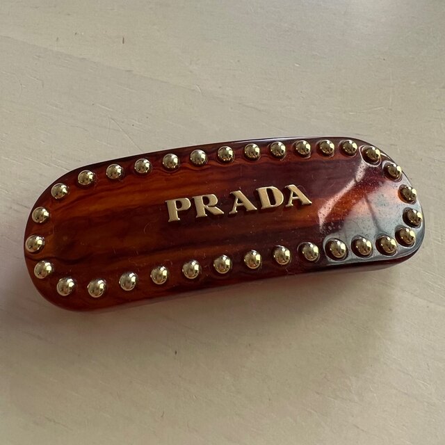 PRADA バレッタ　ブラウン