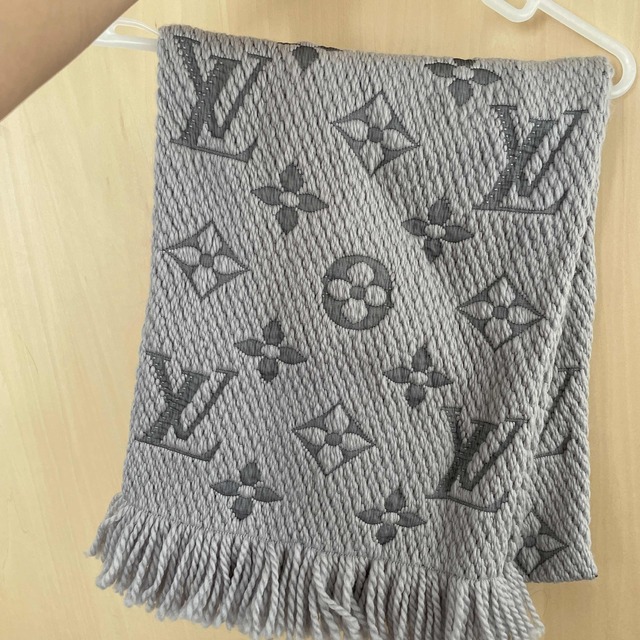 LOUIS VUITTON(ルイヴィトン)のルイヴィトン　マフラー　お値下げ致しました メンズのファッション小物(マフラー)の商品写真