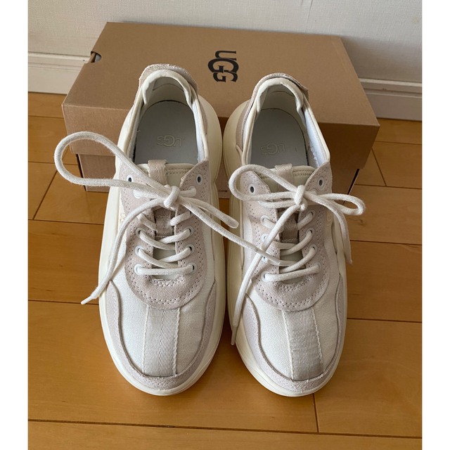 UGG アグ スニーカー 23.5cm W LA CLOUD LOW-