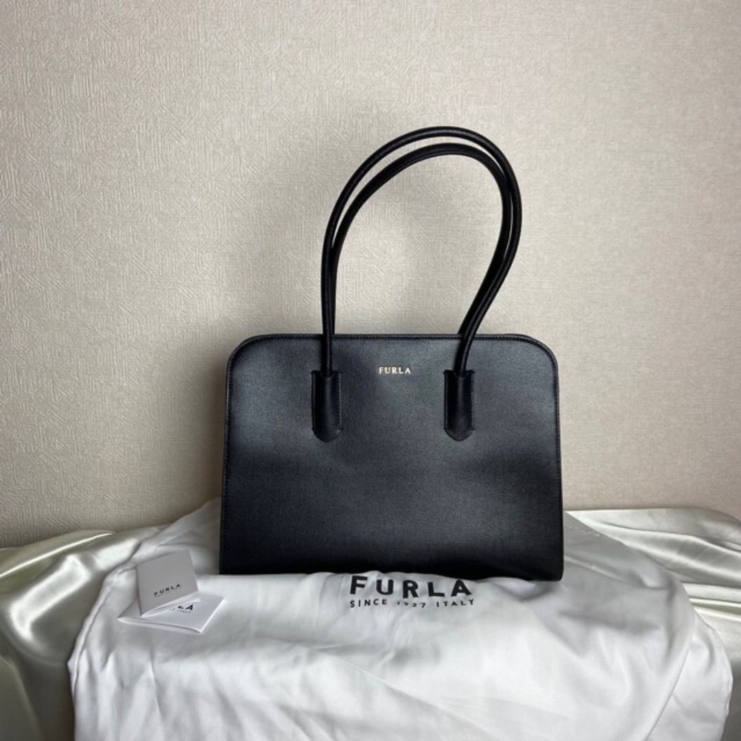 FURLA フルラ　トートバッグ　ブラック　黒　A4対応