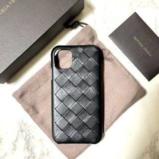 ボッテガヴェネタ(Bottega Veneta)の新品正規品 ボッテガヴェネタ iPhone 11イントレチャートレザー携帯ケース(iPhoneケース)