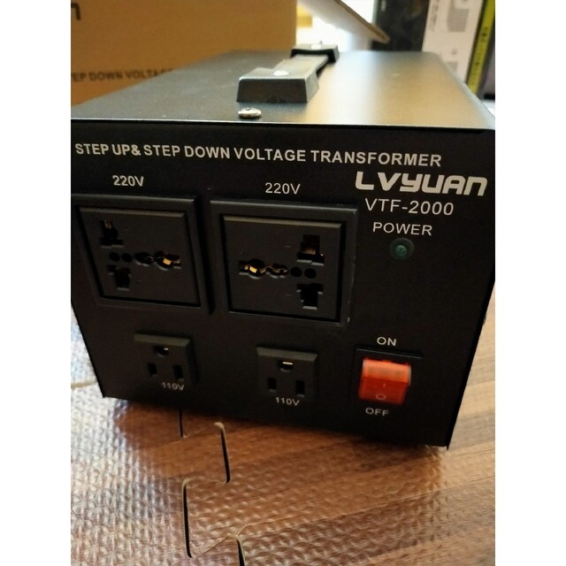 返品送料無料 変圧器 LVYUAN リョクエン アップトランス ダウントランス 2000W